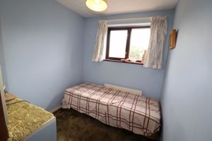 BEDROOM- click for photo gallery